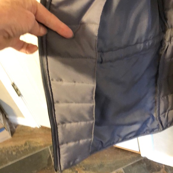 Onque vest with removable fur collar - Picture 6 of 8